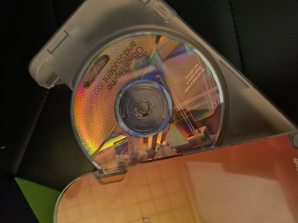 Microsoft Office Home and Student 2007 (79G-00007)