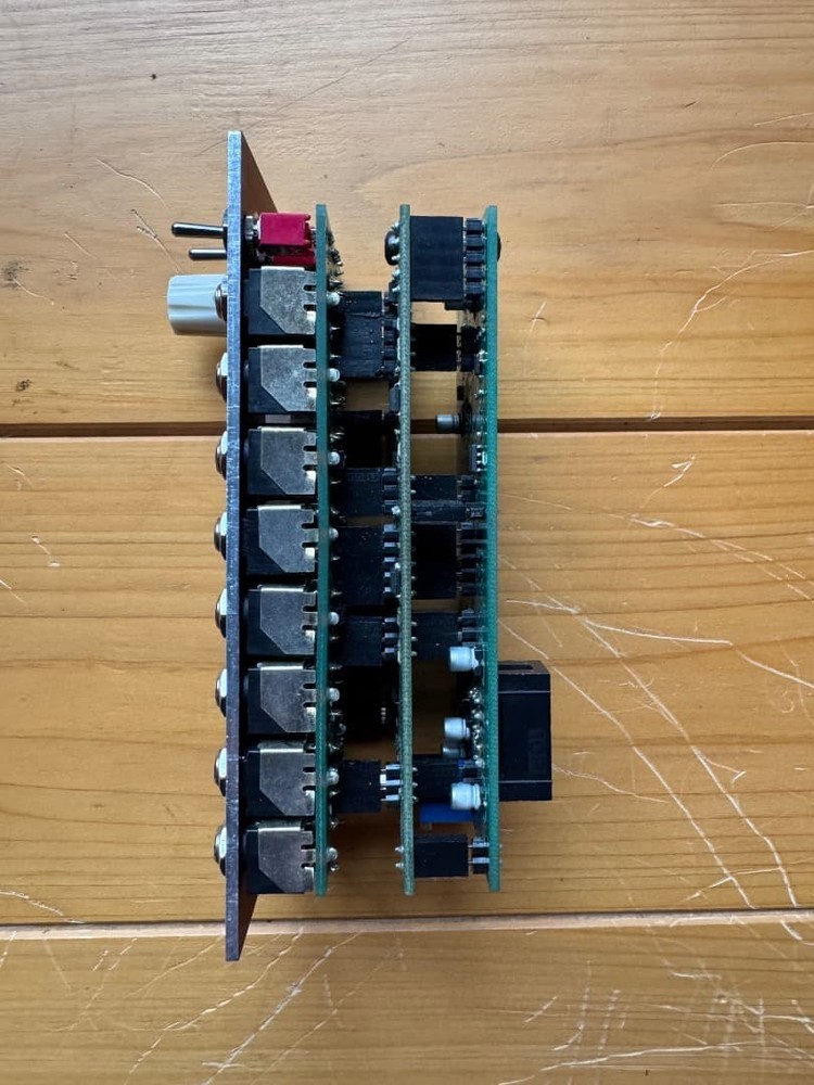 ADDAC ADDAC207 Intuitive Quantizer 4-Voice Module