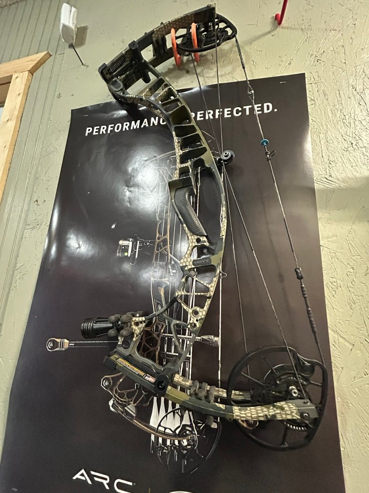 Hoyt Ventum 30