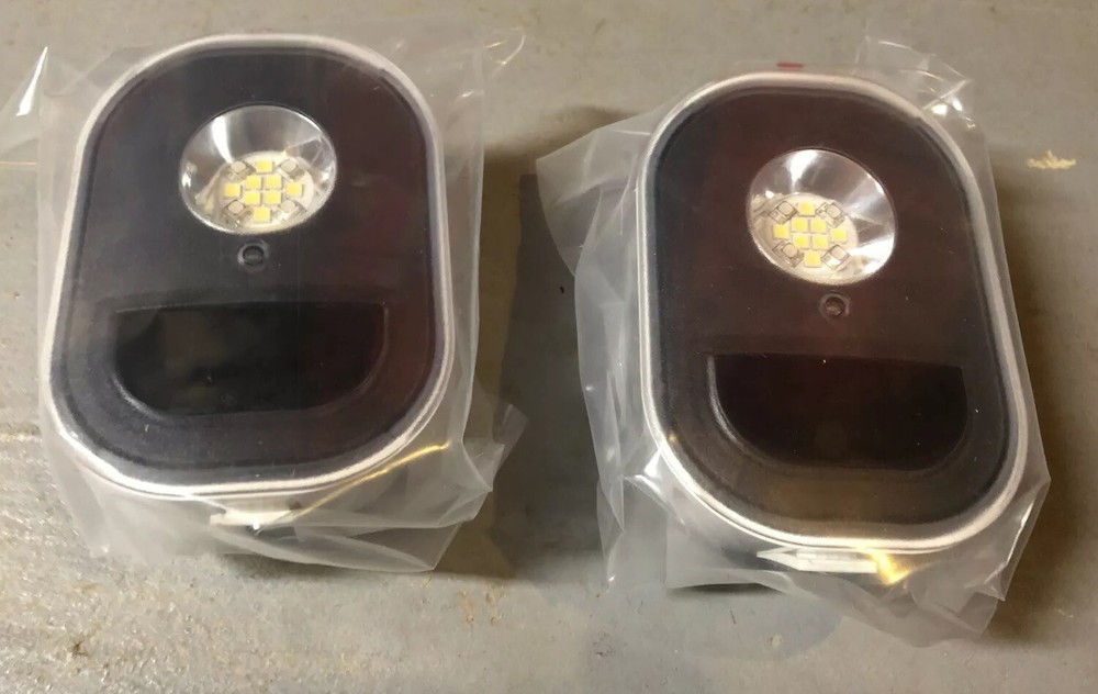 NEW Netgear ARLO SECURITY LIGHT PAIR 2 PACK, BEST OFFER!