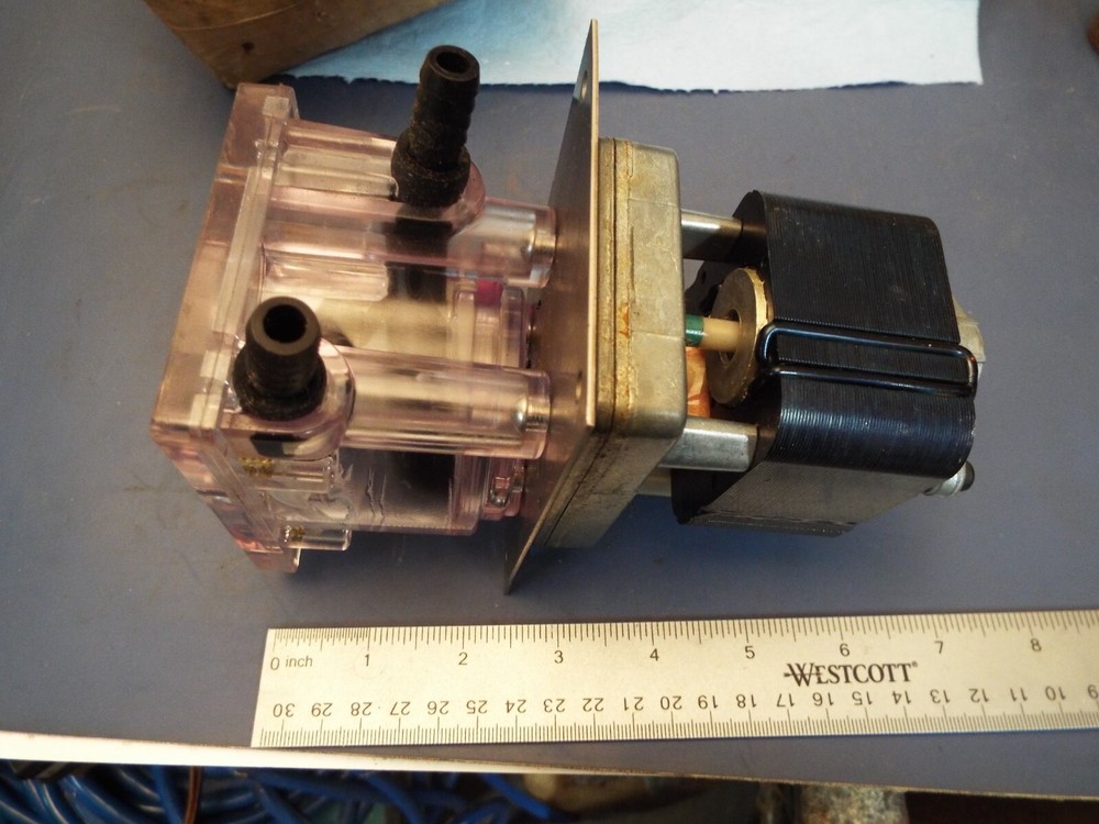 ECOLAB Peristaltic Pump Single Roller 100V