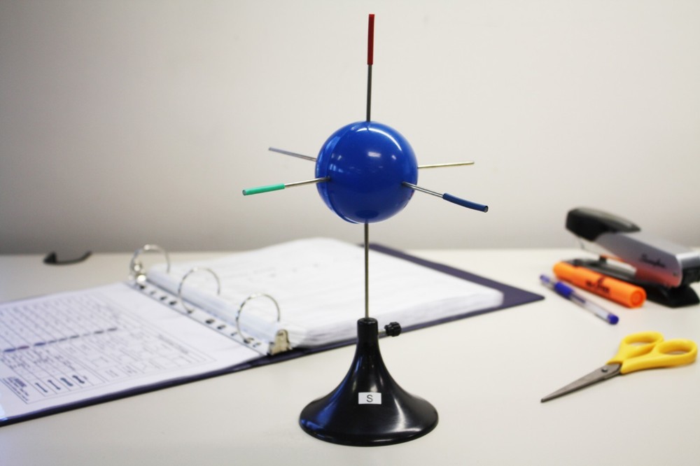 Molecular Orbital Theory Model Kit