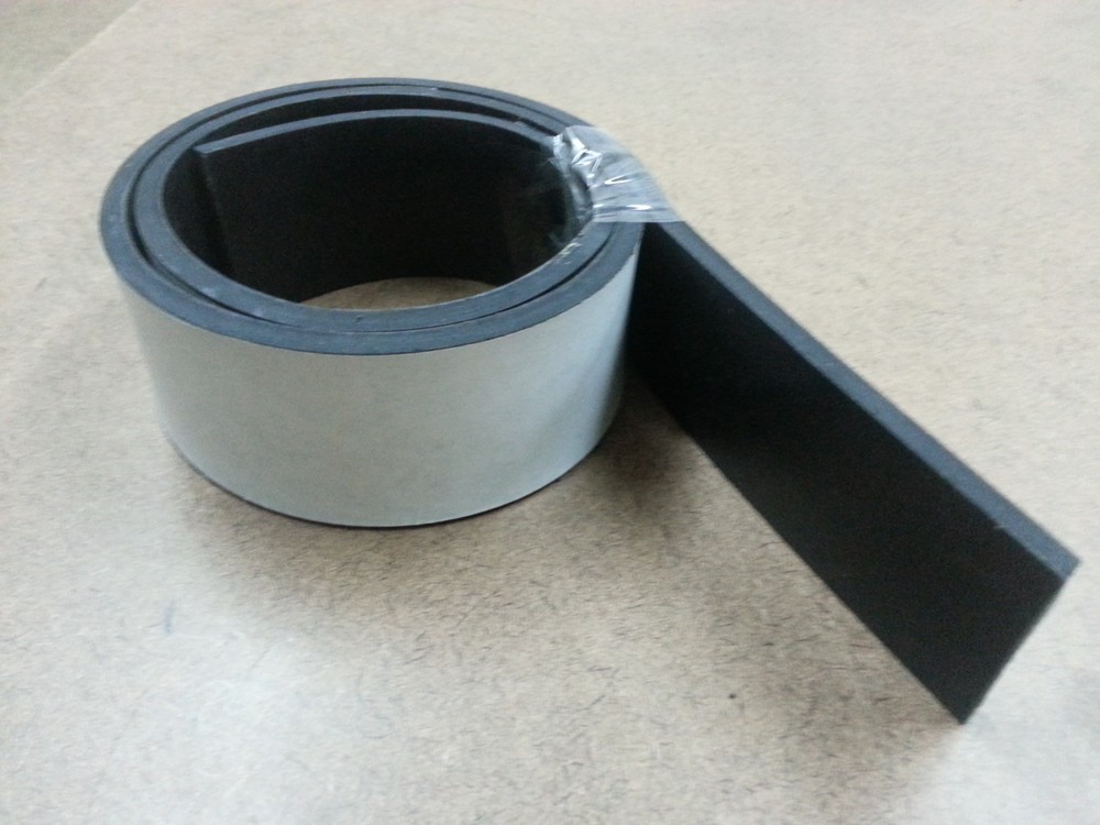NEOPRENE RUBBER ROLL 3/8"X2"X10FT PSA ADHESIVE ONE SIDE.