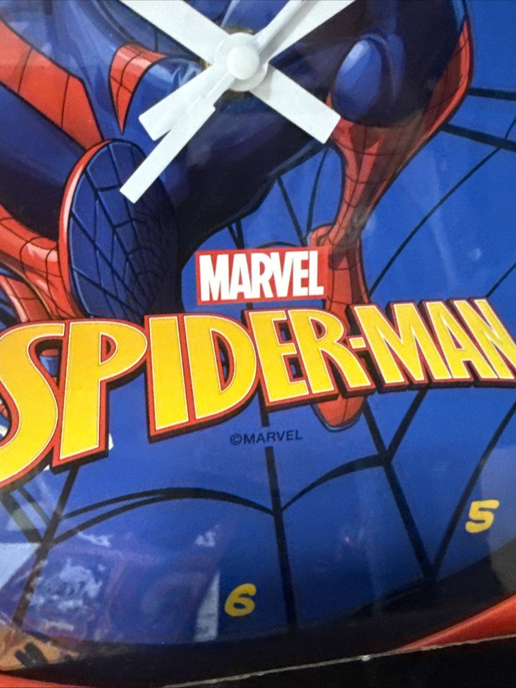 12 Inch Marvel Clock Battery Operated Featuring Spider-Man ,