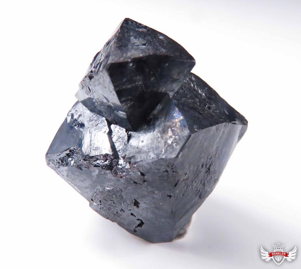 108.62CT. COMPLETE TWINNED CUPRITE - RUSSIA