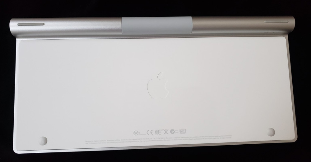 Genuine Apple A1314 Wireless Keyboard & Bluetooth Magic Mouse A1296 TESTED