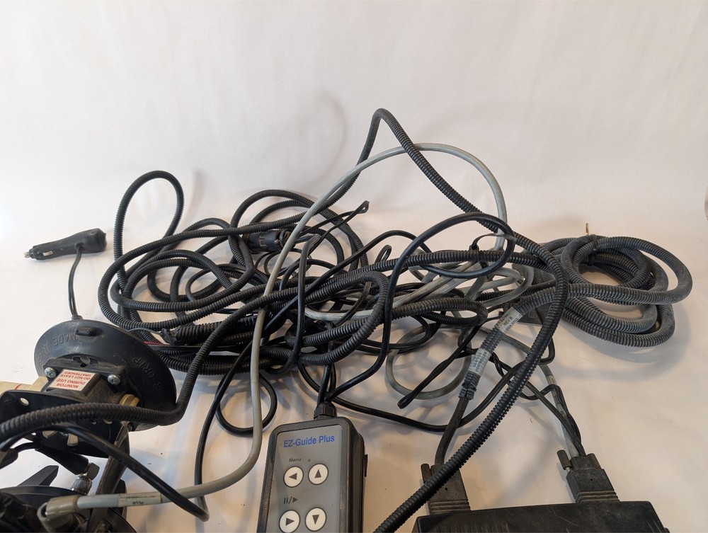 Trimble AG Leader EZ-GUIDE Plus + EZ Steer controller