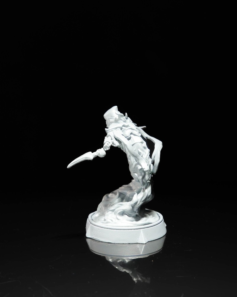 DnD Ghost with Daggers 32mm Scale