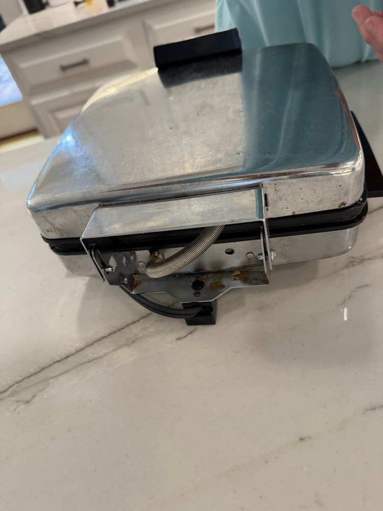 Vintage Black & Decker Grill - Waffle Baker Maker TESTED G48TD