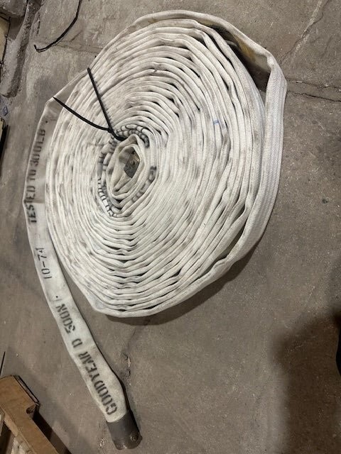 "UNDERWRITER" RUBBER LINED FIRE HOSE 1 1/2"
