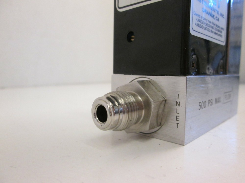 Unit UFC-1020 Mass Flow Controller MFC, N2O, 500 SCCM