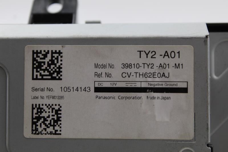 Info-GPS-TV Screen Display Upper Includes Clock 2014-2017 ACURA RLX OEM #14821