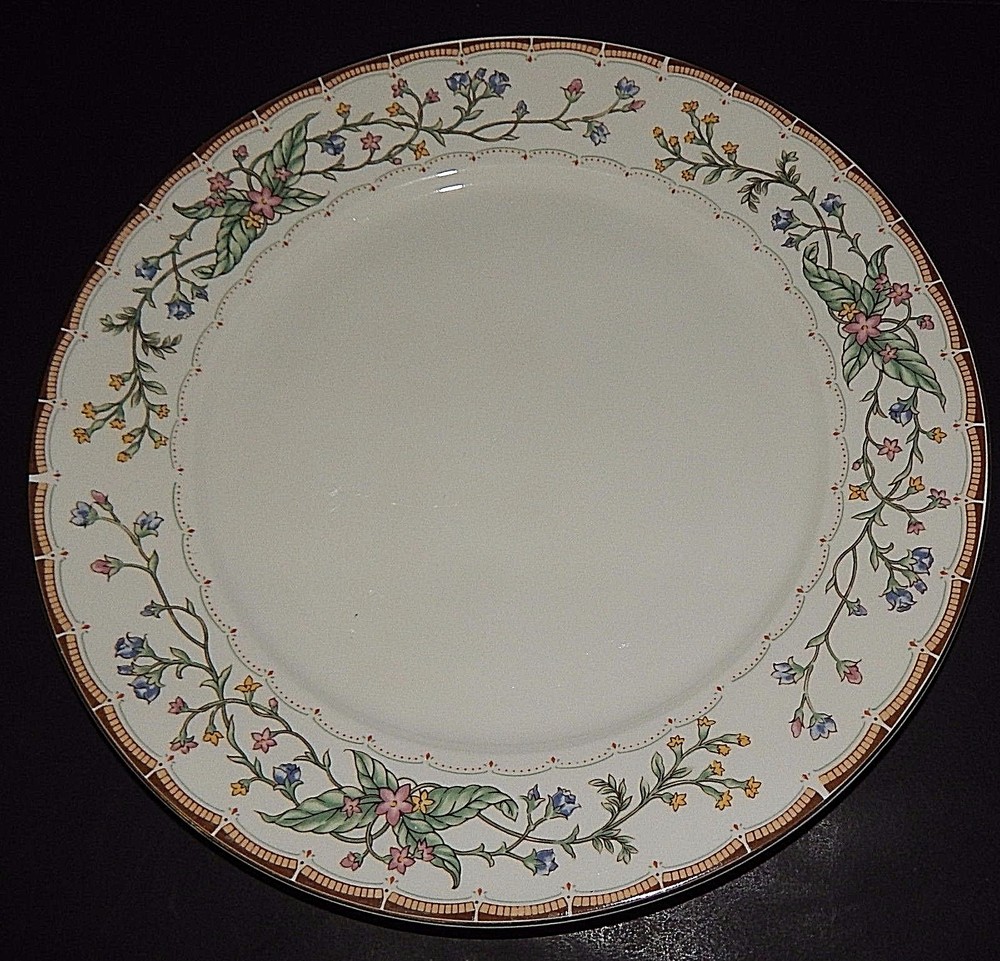 Farberware Wellesley 486 Pattern China White Multi-Color 12" Serving Platter