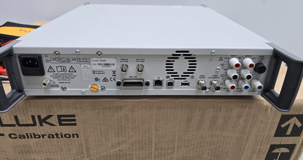 Fluke 8588A Reference Multimeter – High Accuracy Precision DMM