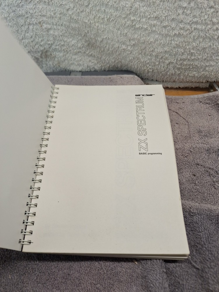 Sinclair ZX Spectrum Basic Programming Manual 1982 Third Edition Wicks