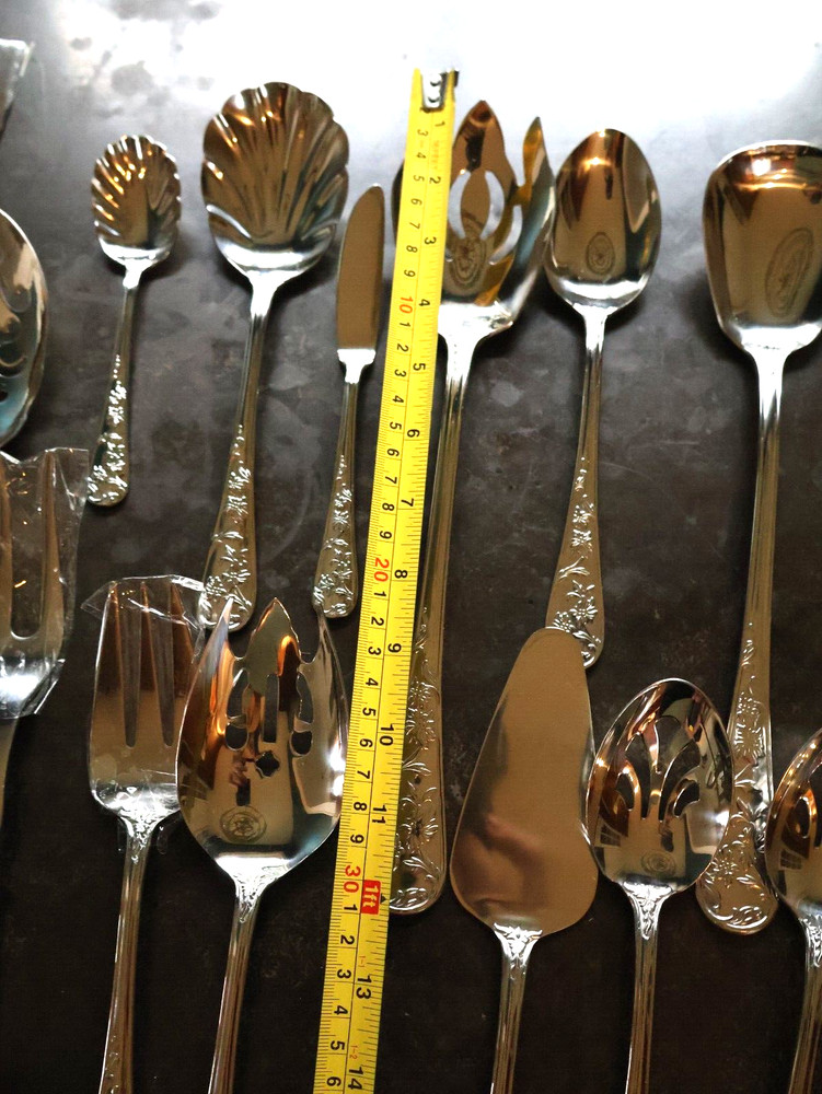 New 16 pc BUFFET Reed & Barton QUEEN'S GARDEN Floral Stainless serving flatware