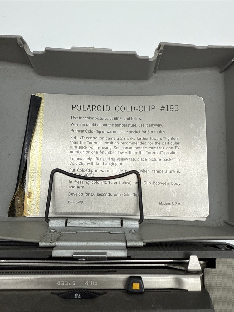 Polaroid 220 Land Camera With Case & Manual Untested