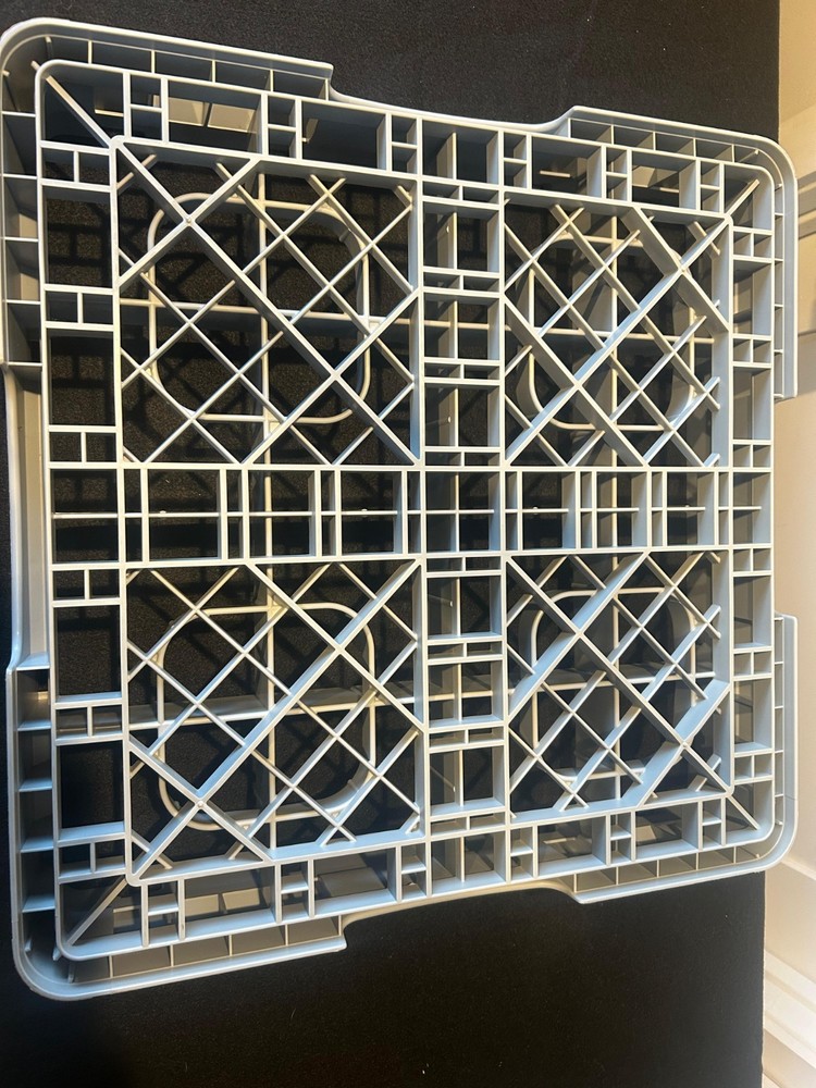CAMBRO Dishwasher Glass Rack 20x20 Gray Plastic Dish Rack Base Stackable