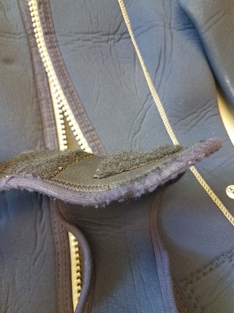 US Divers Wet Suit Navy Blue Tan Size Small S