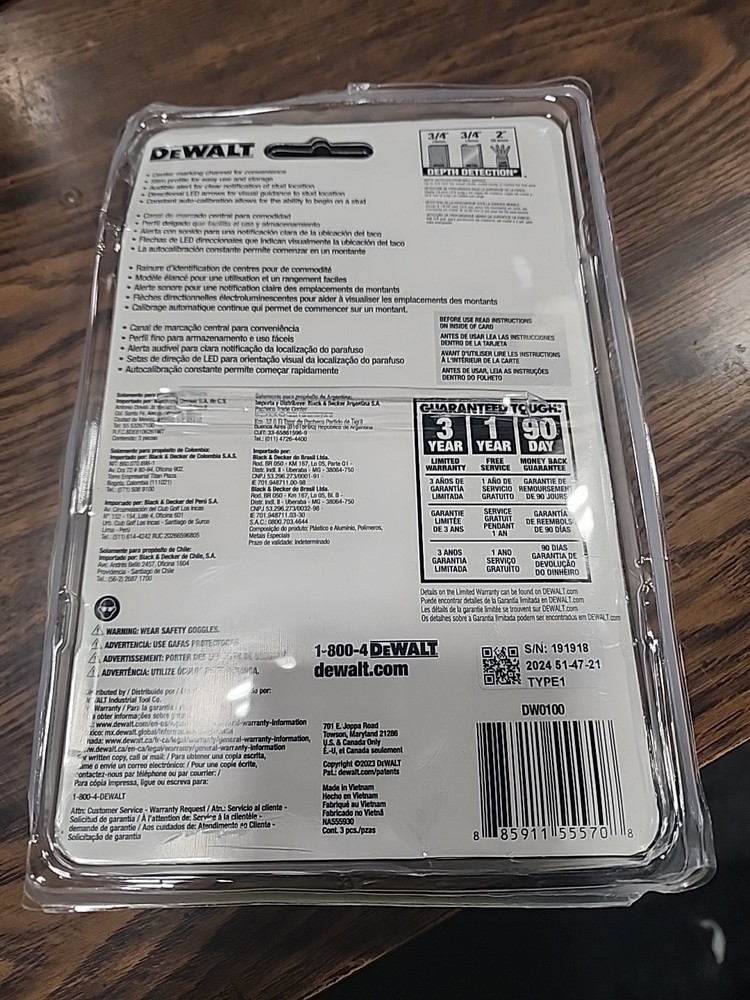 DEWALT DW0100 Stud Finder