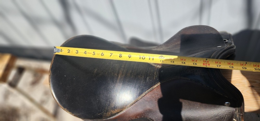Dressage Saddle 17inch