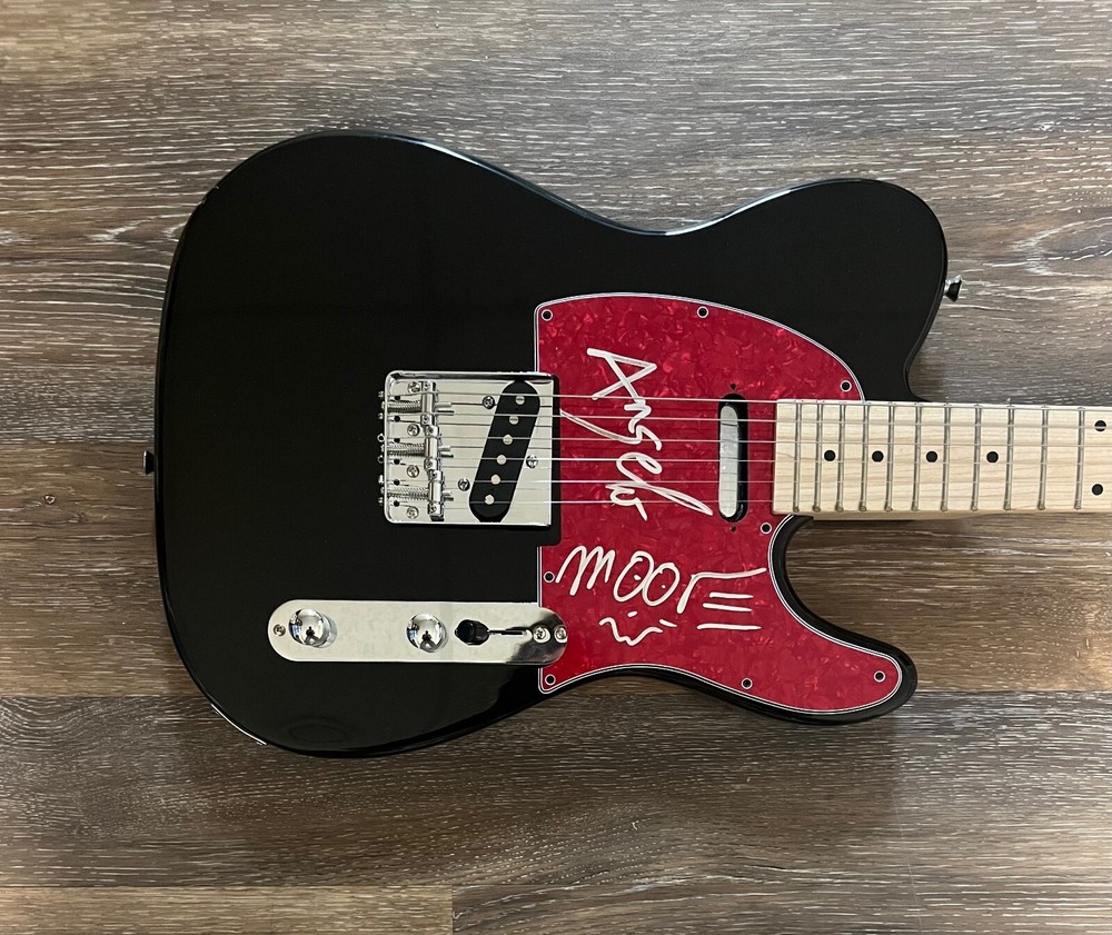 * ANGELO MOORE * signed electric guitar * FISHBONE * 1