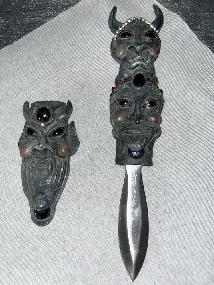 Devil Dagger