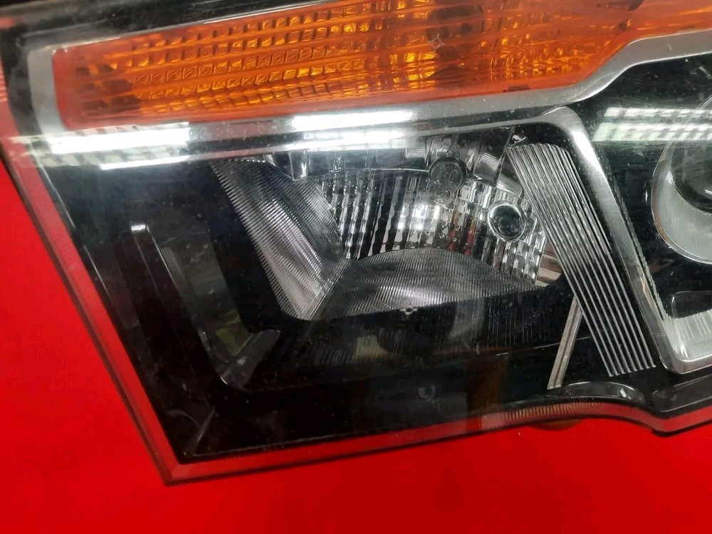 SSANGYONG TURISMO HEADLIGHT PASSENGER SIDE 2015