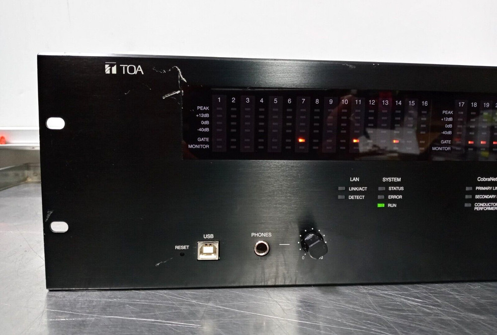 Toa Electronics D-2008SP 32-Channel Digital Mixing Processor Unit 120 V / Tested