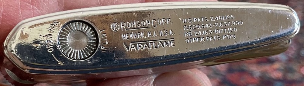 Vintage Ronson Premier Lighter / Works Great