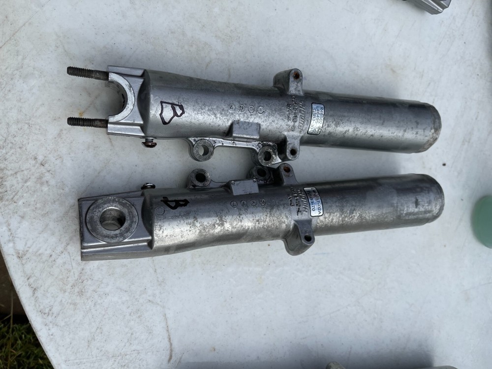 Harley Davidson shocks - 1 pair