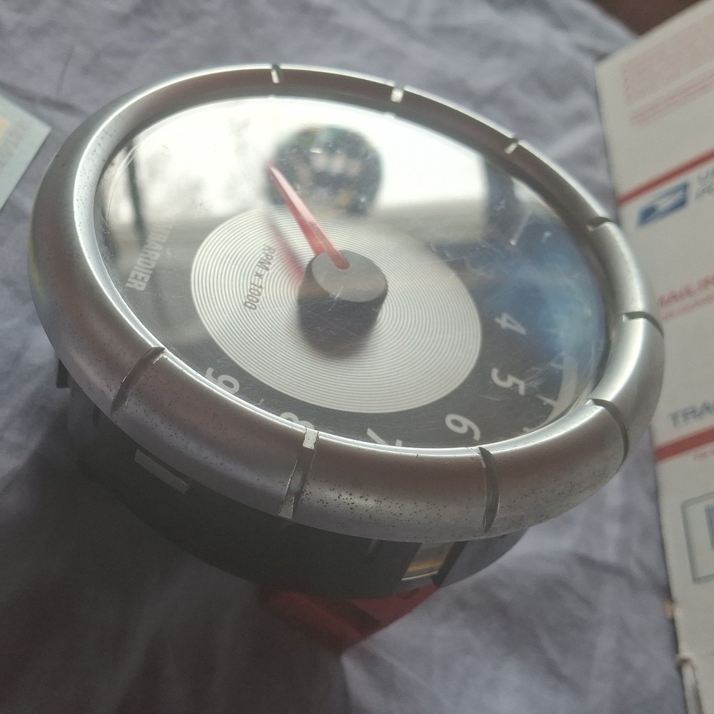 Ski doo REV Summit 600/800 Tachometer 2003-2007 T#31