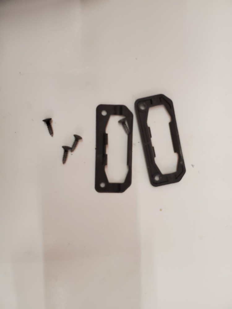 EVOLVE STOKE SKATEBOARD Motor cable bracket