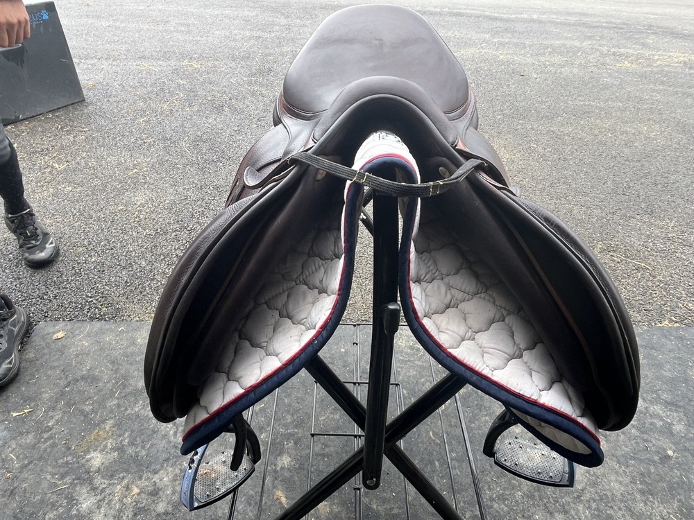 2022 Antares Evolution 16.5 Saddle