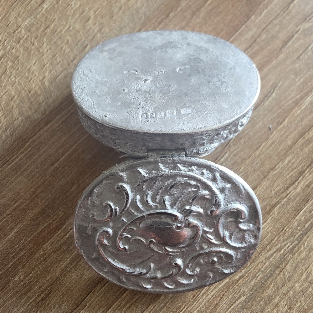 Antique Hallmarked  Silver Small Snuff Box
