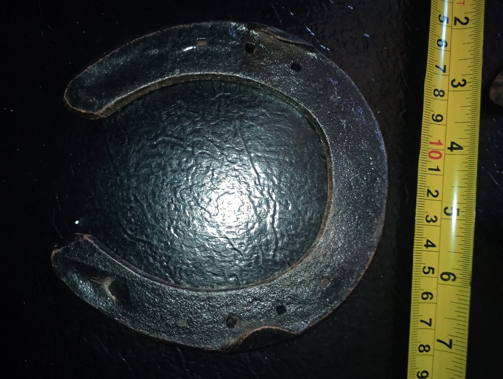 Antique Tack Horseshoes