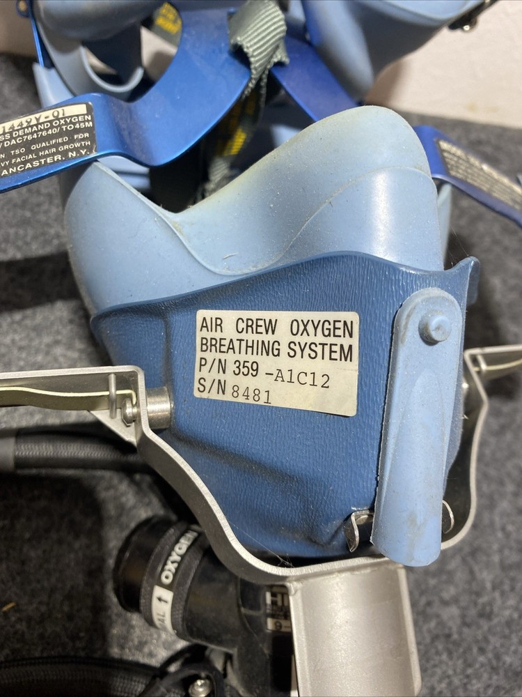 Scott Aviation Oxygen Mask 359-A1C12 Learjet 35