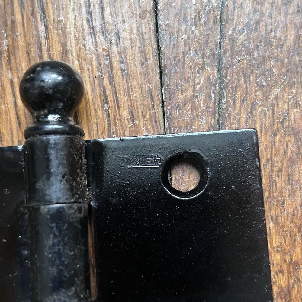 3” x 3” Black Ball Tip Hinge
