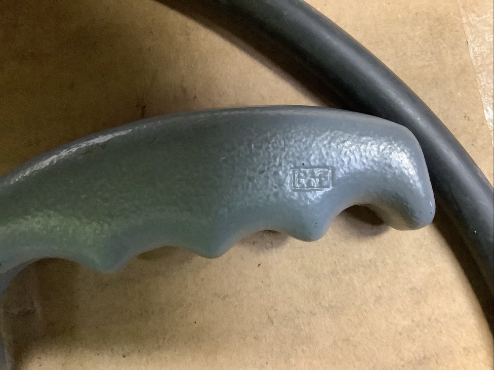 D513 Oiler Handle And Hose