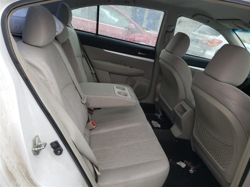 LEGACY 2013 Headrest 337793