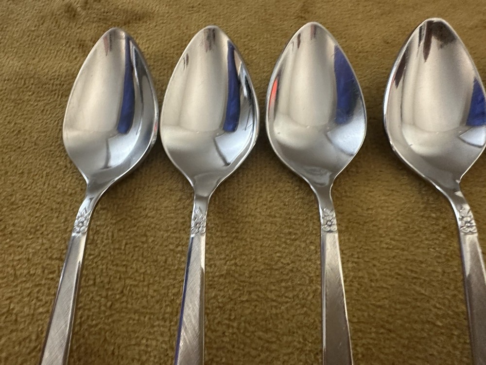 (12) Teaspoons Oneida MELISSA Stainless Flatware