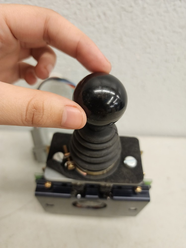 Grove 7352000971 Joystick Controller For Parts