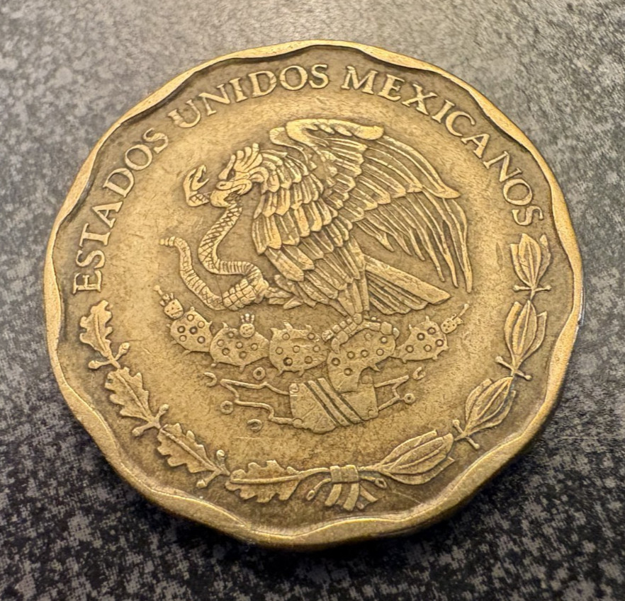 Mexico 50 Centavos 2006 & 1 Peso 1996
