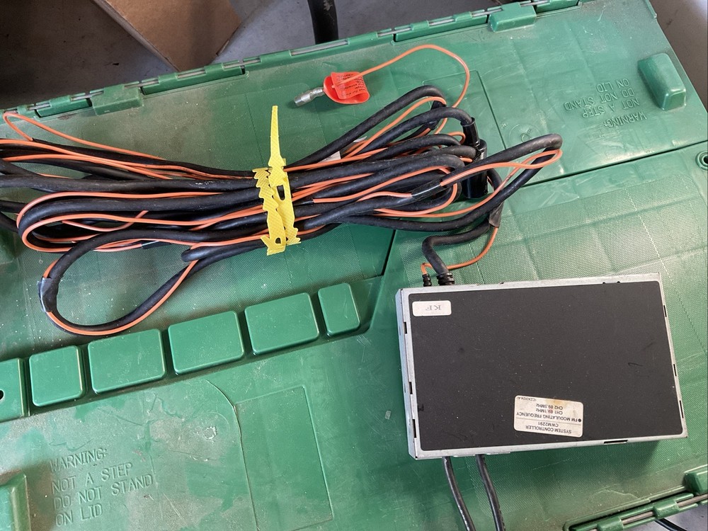 SYSTEM CONTROLLER CWM2601 FM MODULATING FREQUENCY
