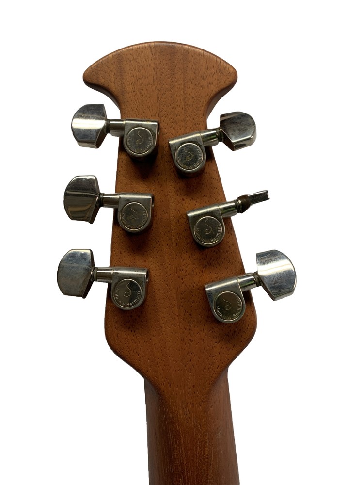 Ovation 6768 Elite Standard w/Hardcase