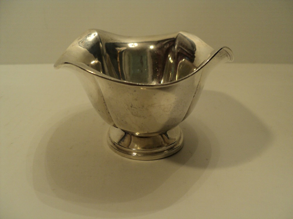 STERLING SILVER CLASSIC OVAL SAUCE DISH, 68 GRAMS