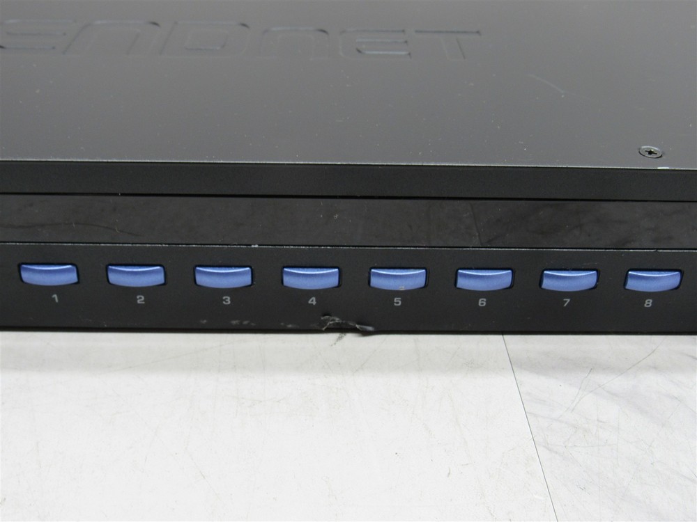 TRENDnet TK (TK803R) 8-Port Rack-Mountable KVM switch PS/2 with Adapter & Cables