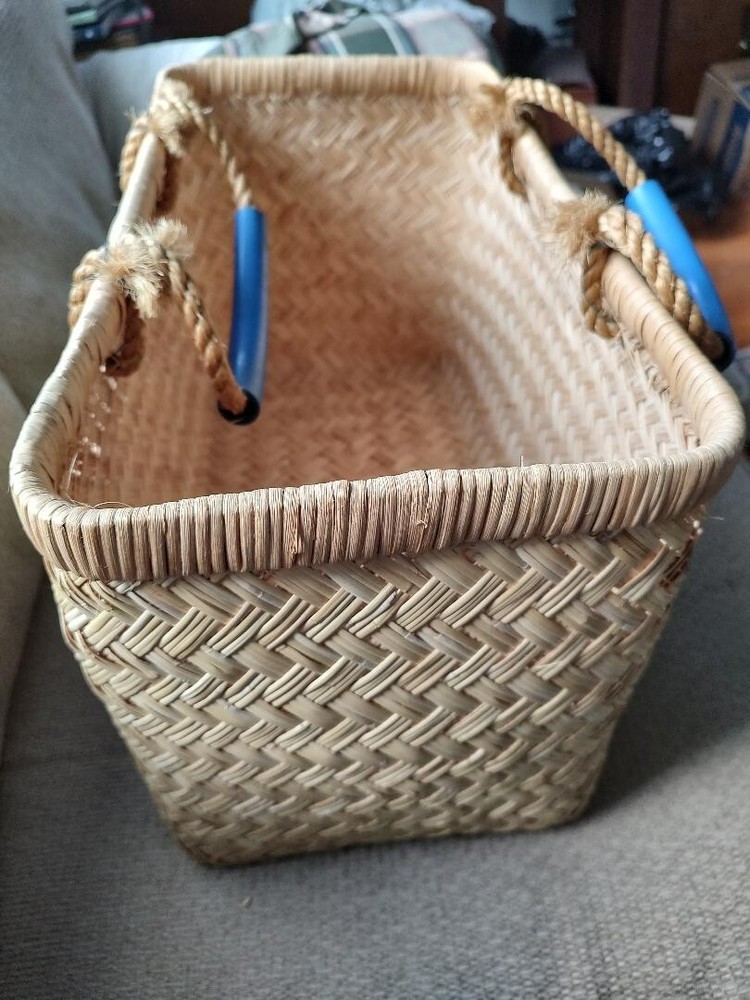 18" x 9" x 11" rectangular wicker basket w/ blue plastic handles