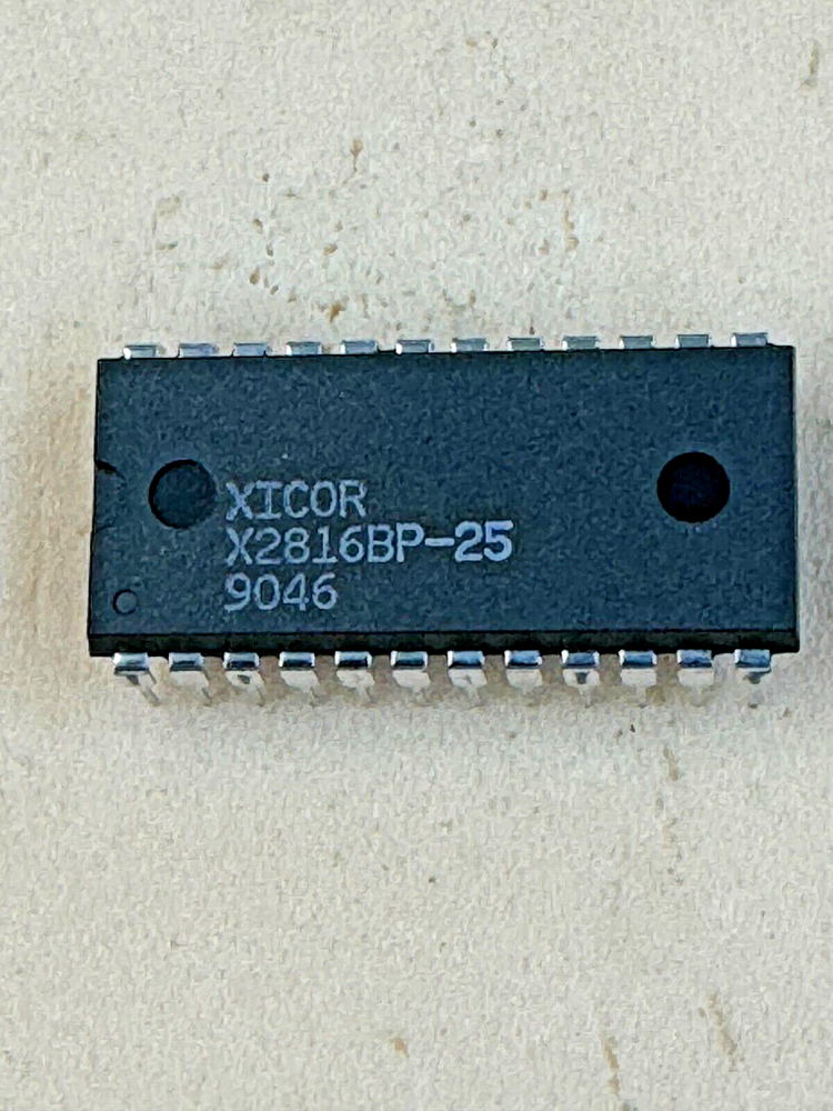 XICOR X2816BP-25 PDIP-24