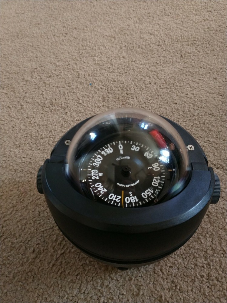 RITCHIE POWERDAMP BOAT COMPASS HB 70 works.No bracket